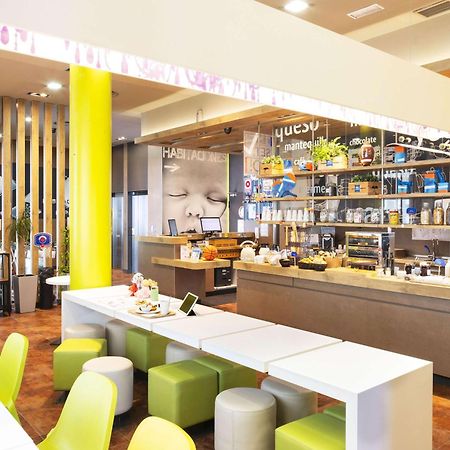 Ibis Budget Sevilla Aeropuerto Zewnętrze zdjęcie